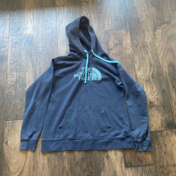 Woman's north face Blue‎ size large hoodie - Picture 1 of 4